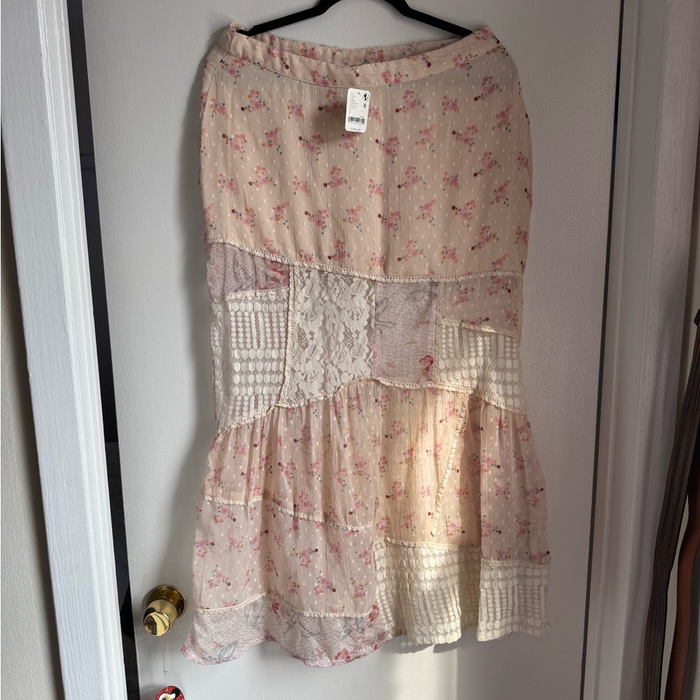 Free People NWT Daniella Lace Maxi Skirt - Picture 2 of 10